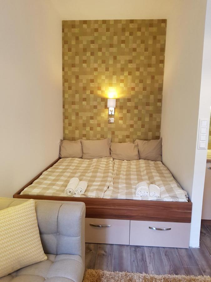 Embassy Studio Apartment Citypark Budapeste Exterior foto