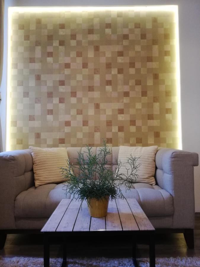 Embassy Studio Apartment Citypark Budapeste Exterior foto
