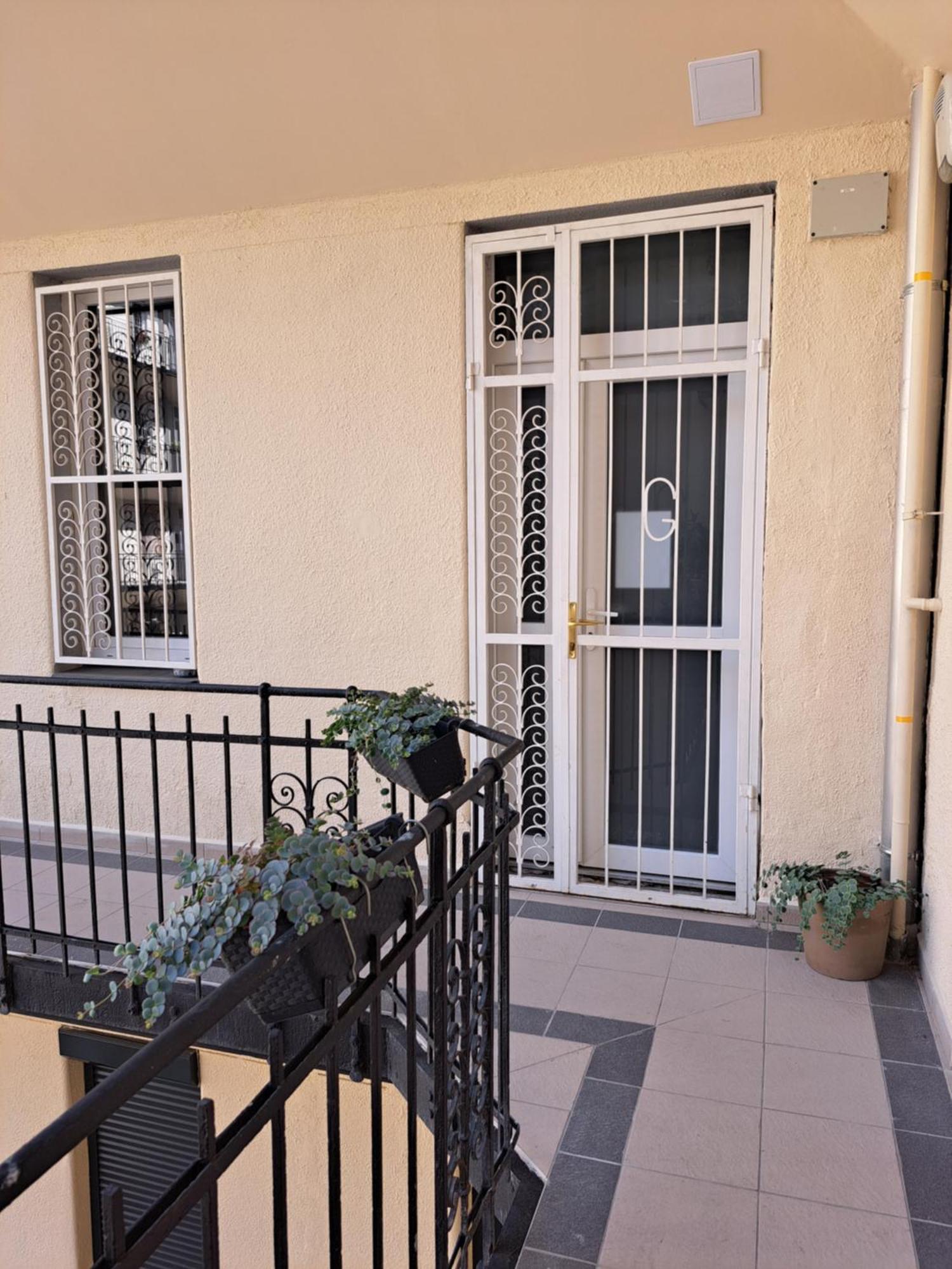 Embassy Studio Apartment Citypark Budapeste Exterior foto